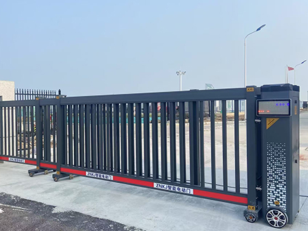 徐州工業(yè)園電動段滑門案例